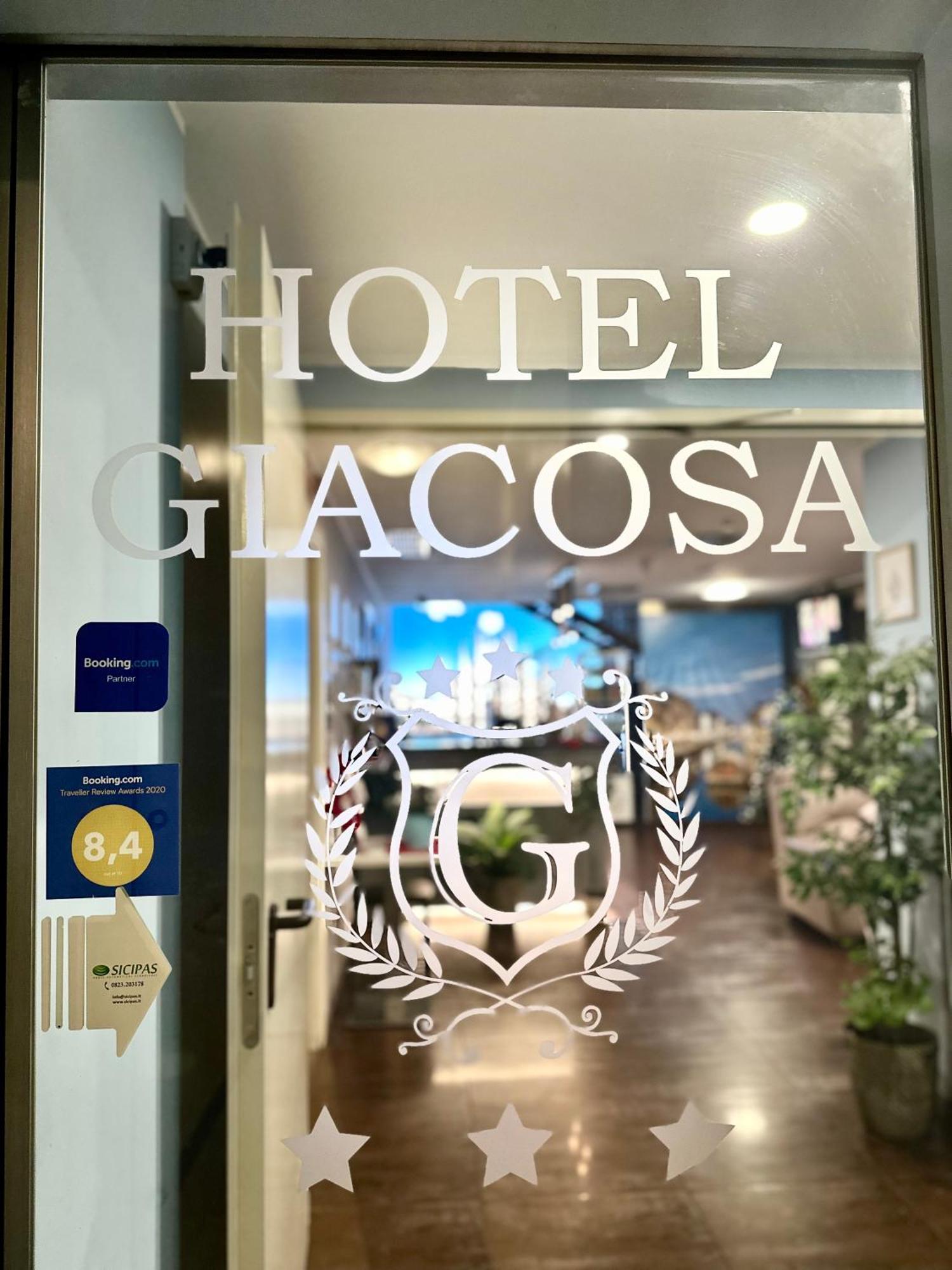 Hotel Giacosa Милан Экстерьер фото