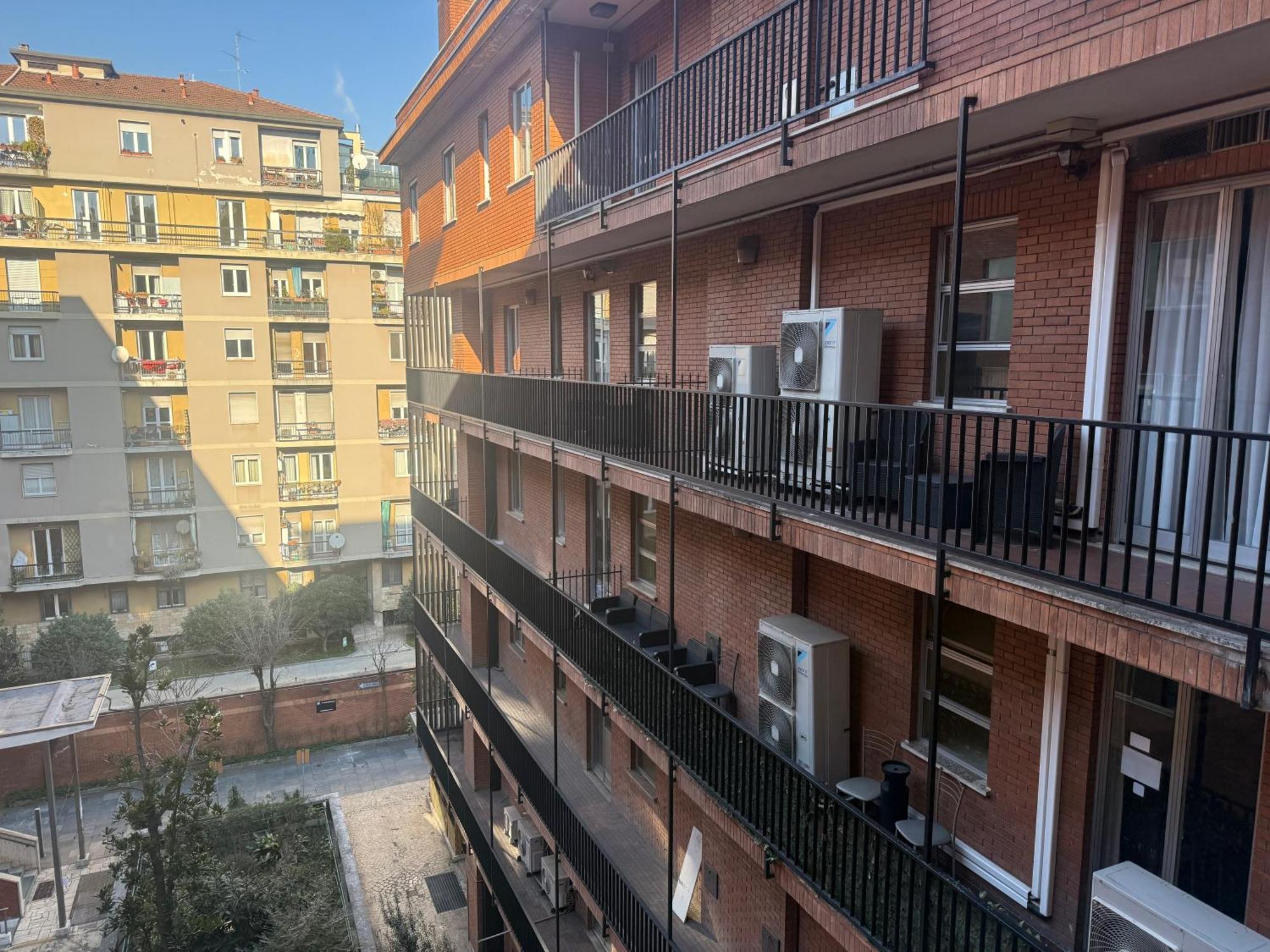 Hotel Giacosa Милан Экстерьер фото